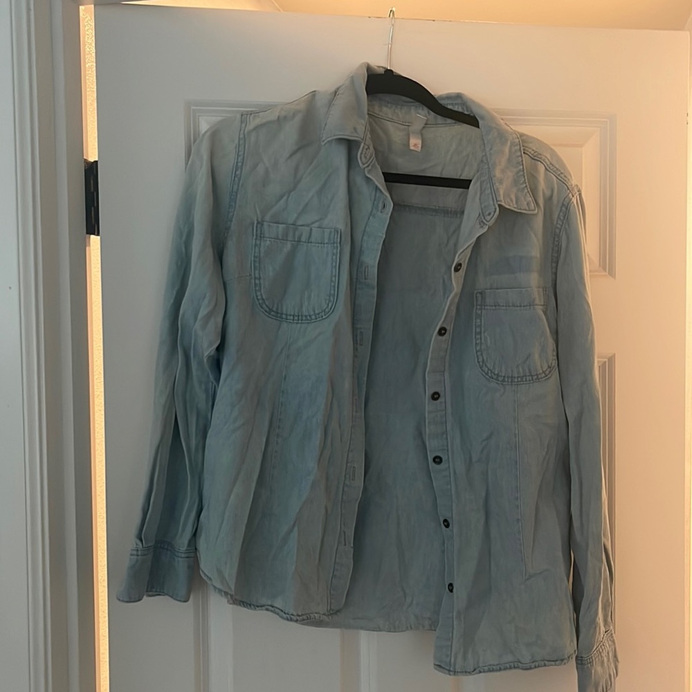 Chambray shirt like new